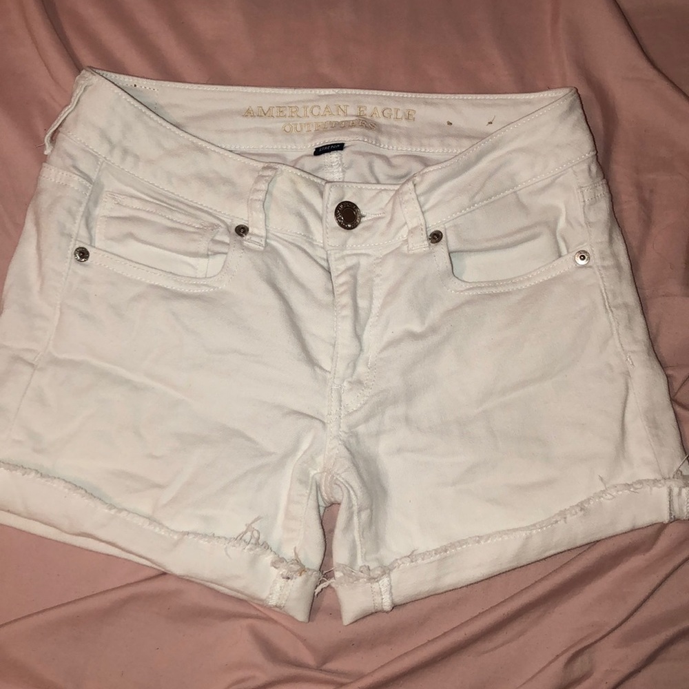 White American eagle shorts